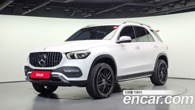 Mercedes-Benz GLE-Class 2019 — photo 1