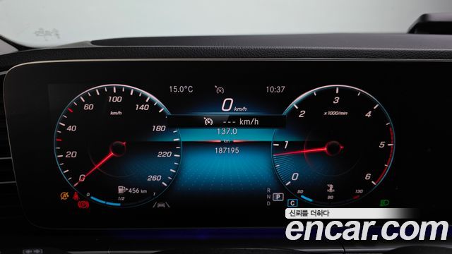 Mercedes-Benz GLE-Class 2019 — photo 8