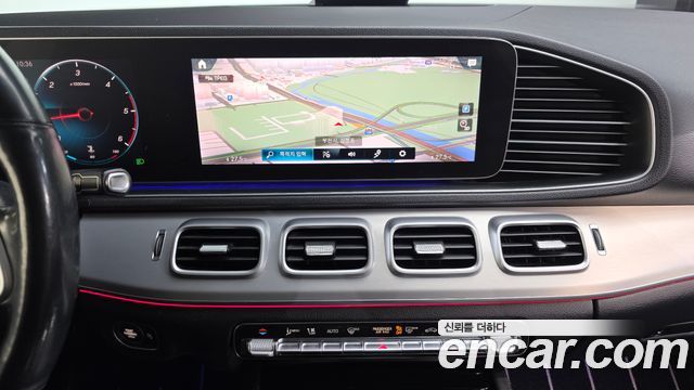 Mercedes-Benz GLE-Class 2019 — photo 14