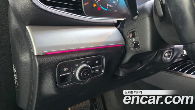 Mercedes-Benz GLE-Class 2019 — photo 18