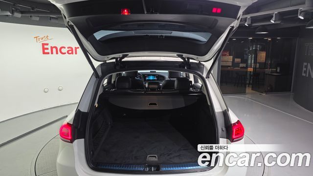 Mercedes-Benz GLE-Class 2019 — photo 20
