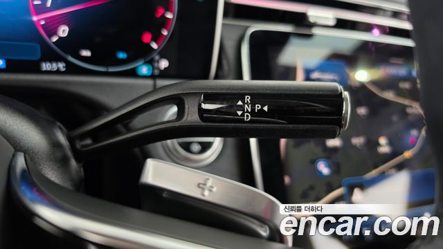 Mercedes-Benz E-Class 2024 — photo 12