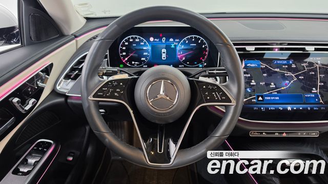 Mercedes-Benz E-Class 2024 — photo 18