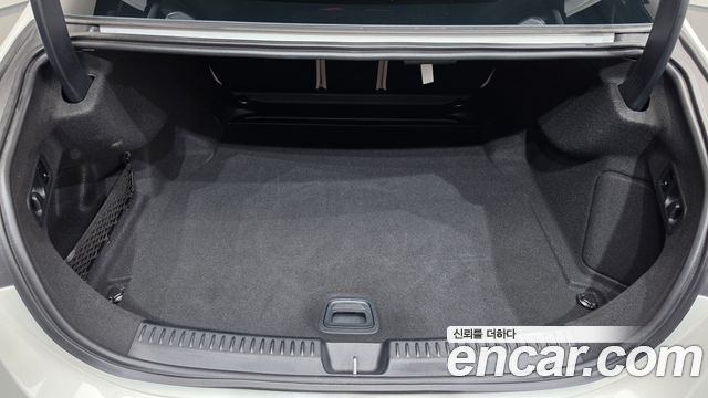 Mercedes-Benz E-Class 2024 — photo 26