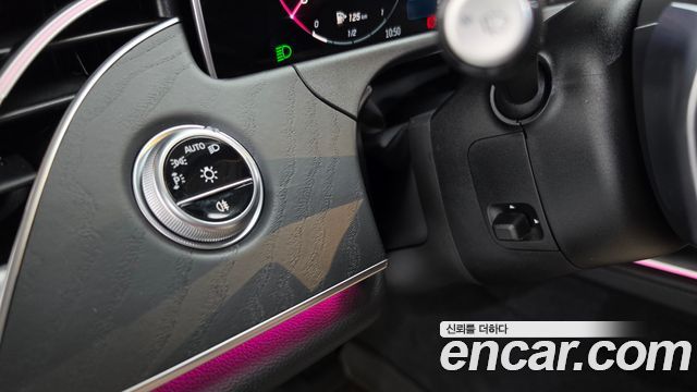 Mercedes-Benz E-Class 2024 — photo 27