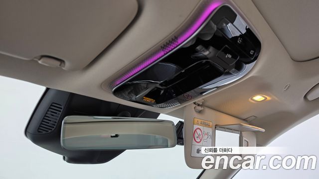 Mercedes-Benz E-Class 2024 — photo 33