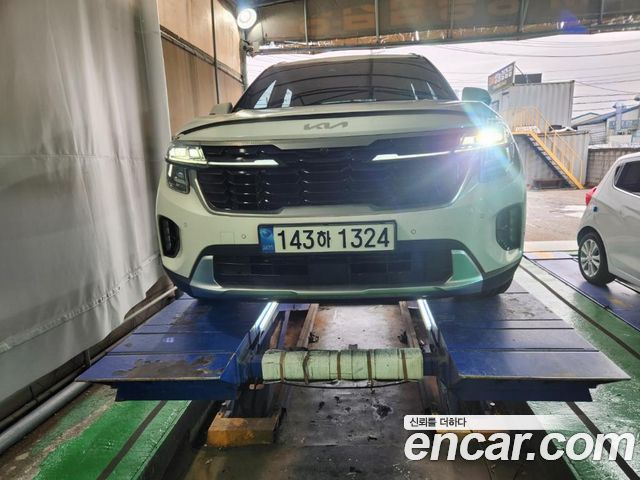 Kia Seltos 2023 — photo 2