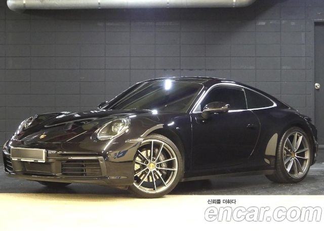 Porsche 911 2022 — photo 2