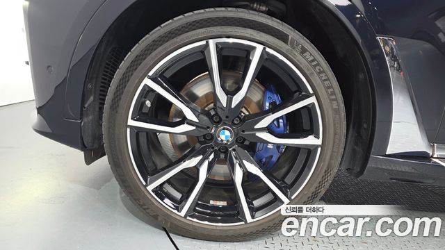 BMW X7 2021 — photo 5