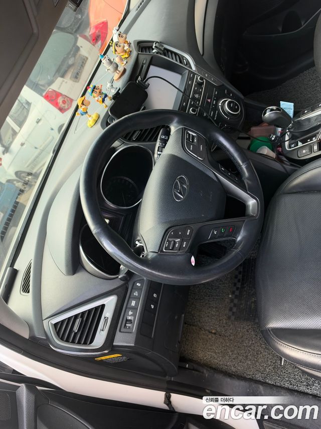Hyundai Santafe 2016 — photo 4