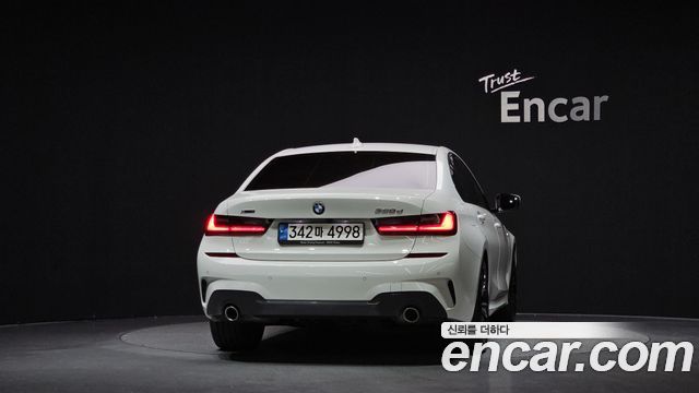 BMW 3-Series 2022 — photo 4