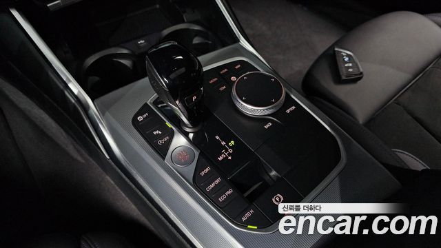 BMW 3-Series 2022 — photo 9