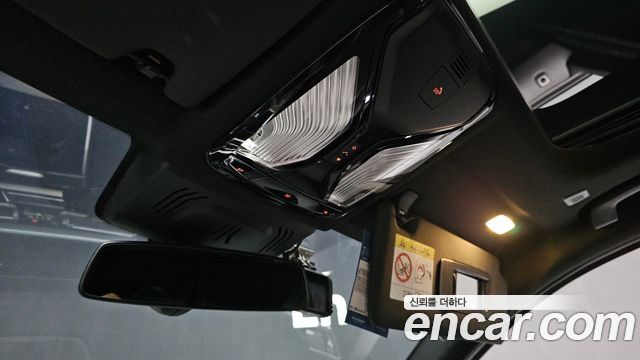 BMW 3-Series 2022 — photo 19