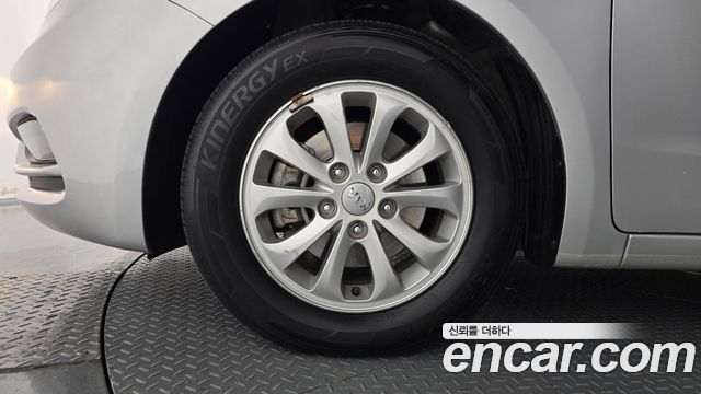 Kia K3 2015 — photo 5
