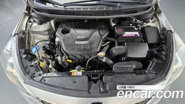 Kia K3 2015 — photo 6