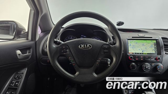 Kia K3 2015 — photo 20