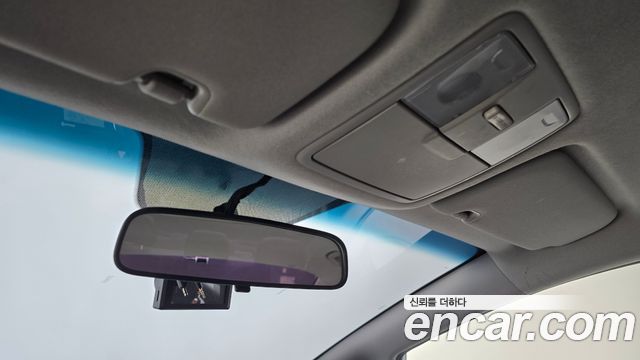 Kia K3 2015 — photo 24