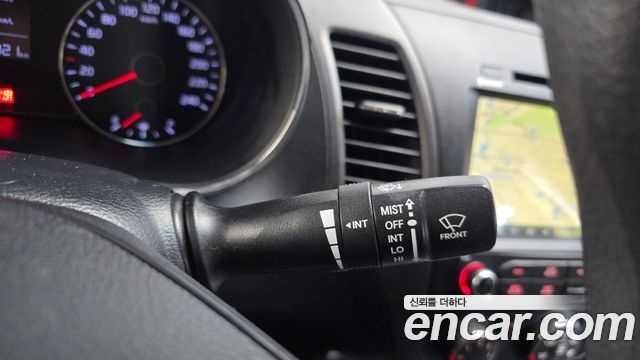 Kia K3 2015 — photo 26