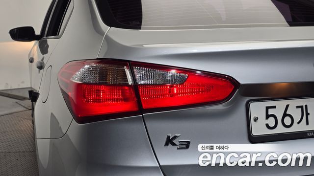 Kia K3 2015 — photo 9
