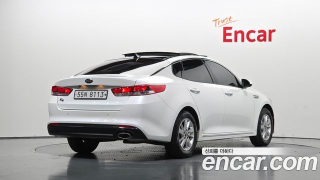 Kia K5 2017 — photo 2