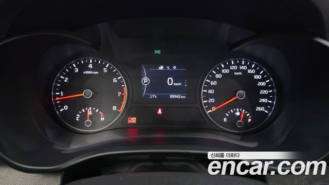 Kia K5 2017 — photo 11