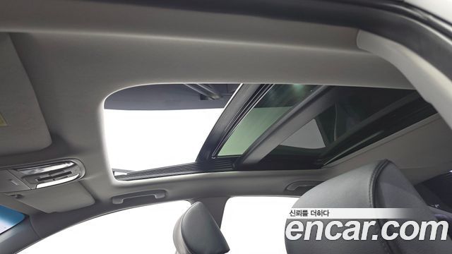 Kia K5 2017 — photo 23