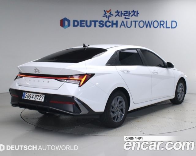 Hyundai AVANTE 2025 — photo 2