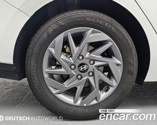 Hyundai AVANTE 2025 — photo 5