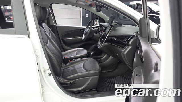 Chevrolet Korea Spark 2017 — photo 17