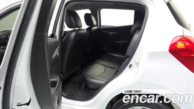 Chevrolet Korea Spark 2017 — photo 16