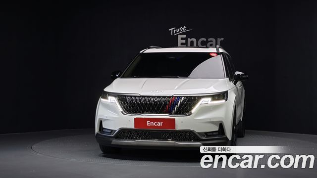 Kia Canival 2023 — photo 3