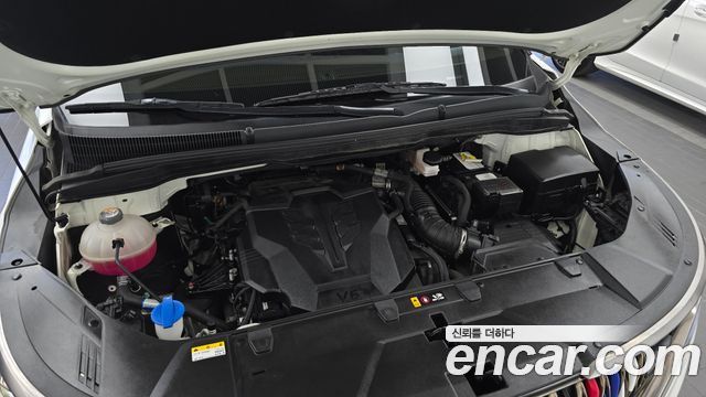 Kia Canival 2023 — photo 6