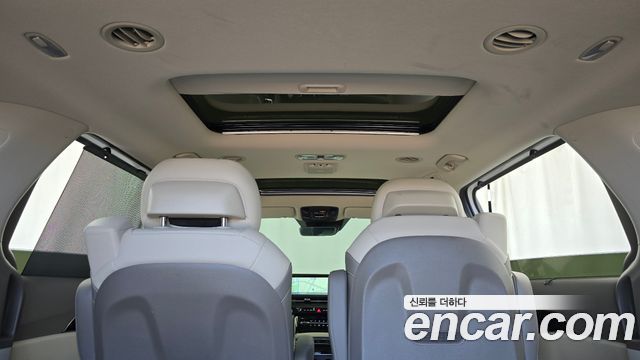 Kia Canival 2023 — photo 25