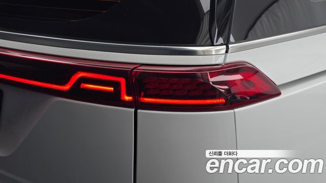 Kia Canival 2023 — photo 9