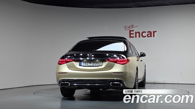 Mercedes-Benz S-Class 2023 — photo 4