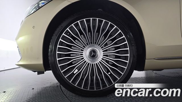 Mercedes-Benz S-Class 2023 — photo 5