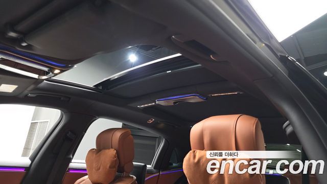 Mercedes-Benz S-Class 2023 — photo 22
