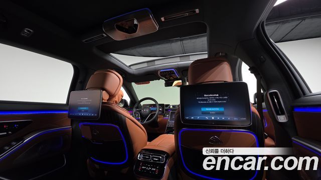 Mercedes-Benz S-Class 2023 — photo 36