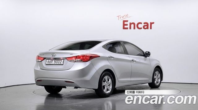Hyundai AVANTE 2013 — photo 2