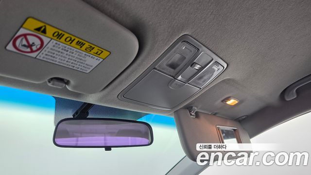 Hyundai AVANTE 2013 — photo 16