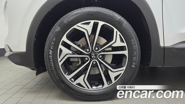 Hyundai Santafe 2019 — photo 5