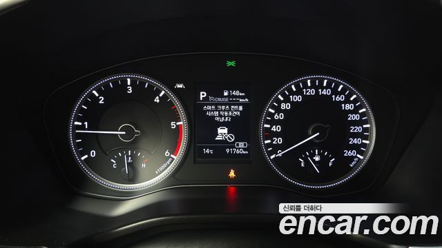 Hyundai Santafe 2019 — photo 11