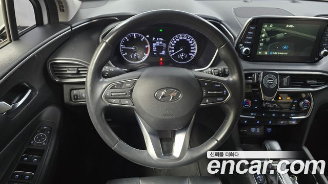 Hyundai Santafe 2019 — photo 18
