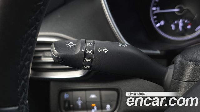 Hyundai Santafe 2019 — photo 25