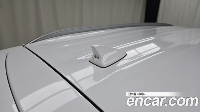 Hyundai Santafe 2019 — photo 31