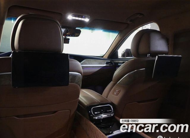 Genesis G90 2019 — photo 18