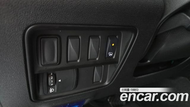 Renault Korea QM6 2021 — photo 24
