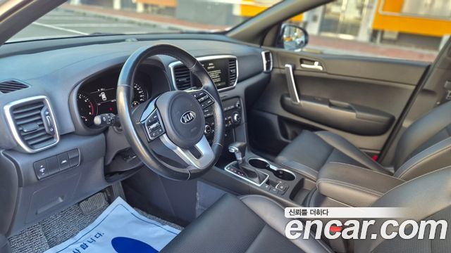 Kia Sportage 2021 — photo 8