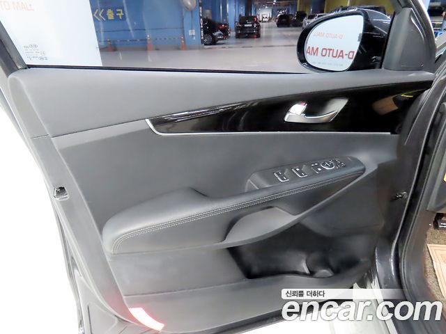 Kia Sorento 2018 — photo 13