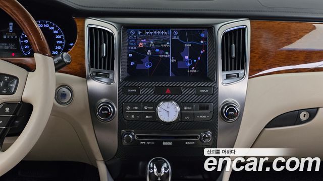 Hyundai Equus 2010 — photo 14
